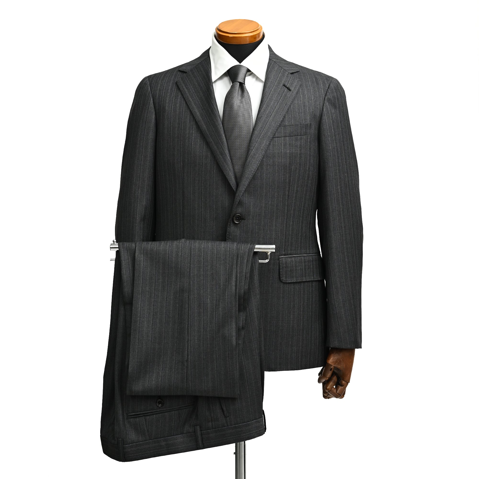 Loro Piana(ロロ・ピアーナ) FOUR SEASON Super130'S ウールスーツ 1タック ストライプ / チャコールグレー / AB体,BB体 / GS-600-A