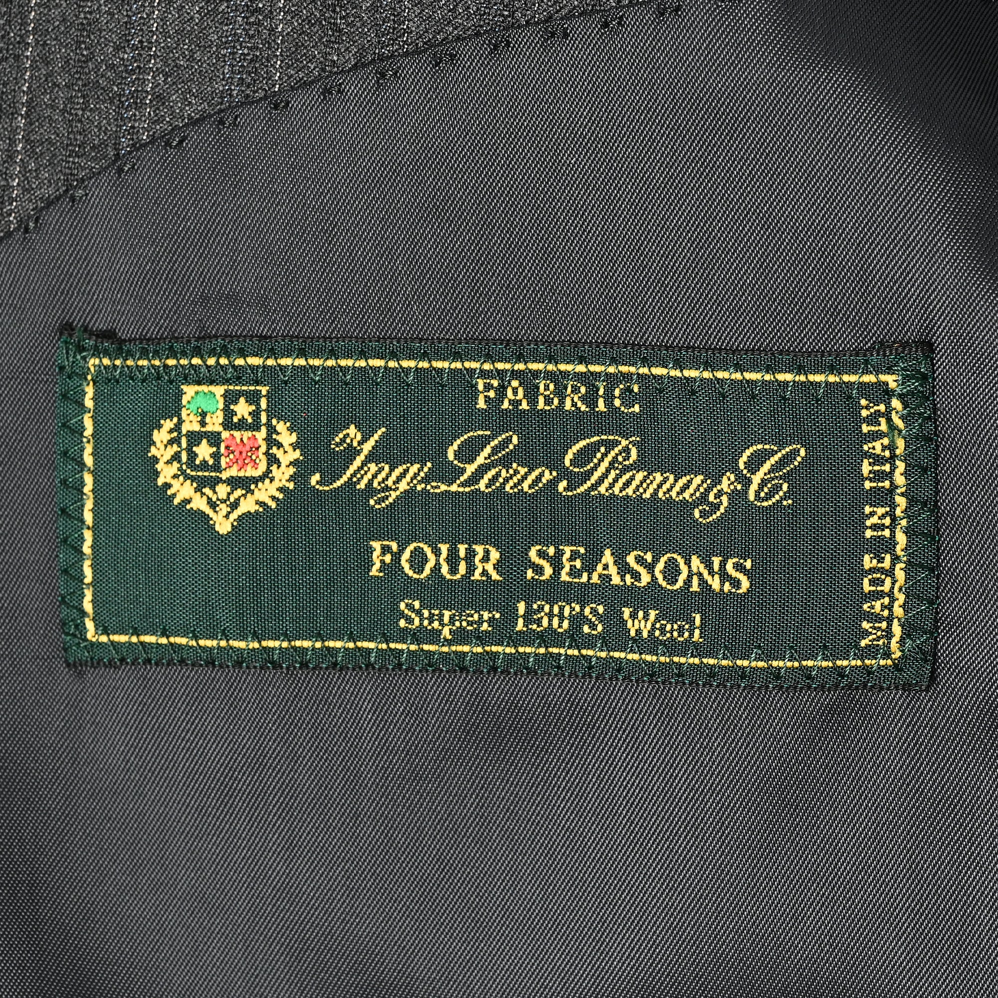 Loro Piana(ロロ・ピアーナ) FOUR SEASON Super130'S ウールスーツ 1タック ストライプ / チャコールグレー / AB体,BB体 / GS-600-A