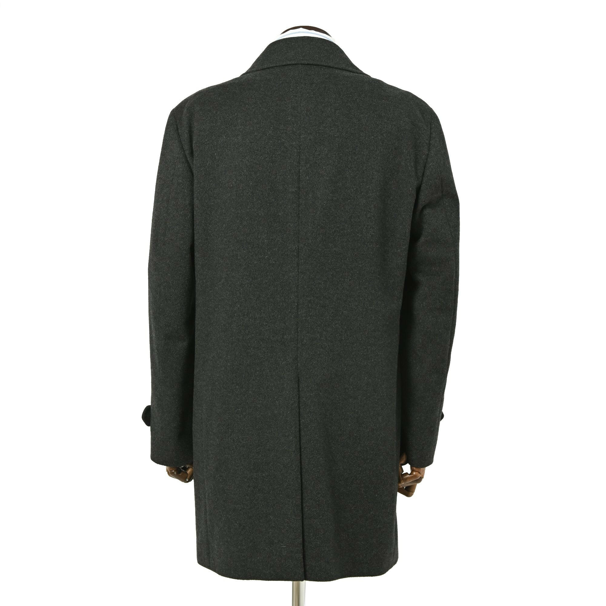 EURO VINTAGE AREXANDRE イングランド　カシミヤ　コート　灰 ワンランクアップした着こなしを叶えるのは、上品なグレーのカシミヤ